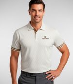 polo de golf beige con rombos